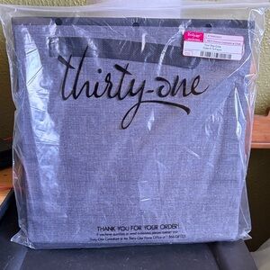 Thirty-One Black storage cube with lid